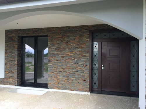 Decorative stones