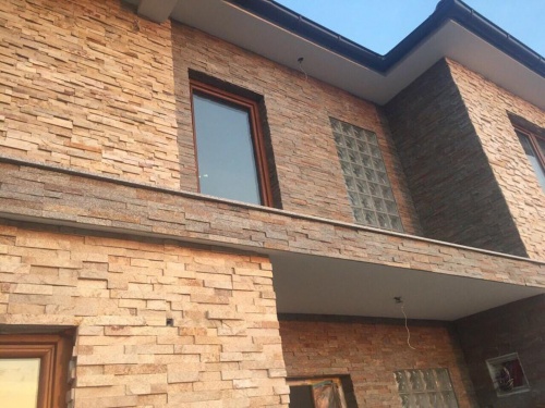Decorative stones